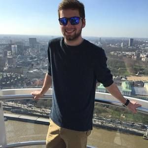 Meet your Posher, Alex